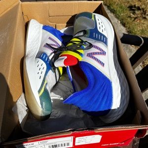 New Balance ROAV Fresh Foam size 13